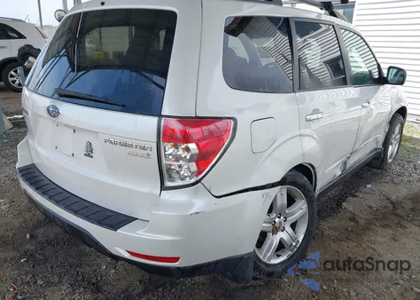 2010 Subaru Forester 2.5X Premium z USA, uszkodzony, nr VIN JF2SH6CC2AH909047